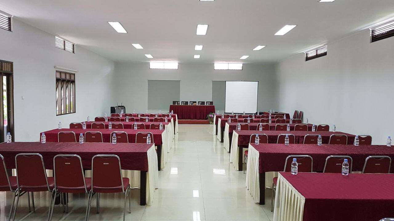 New Mountain Springs Hotel & Resort 伦邦 外观 照片